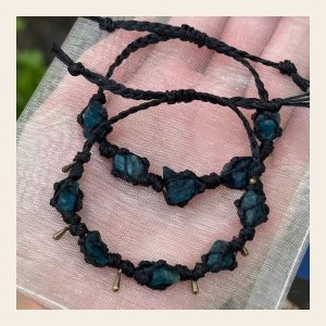 Deep Blue Raw Stone Bracelet